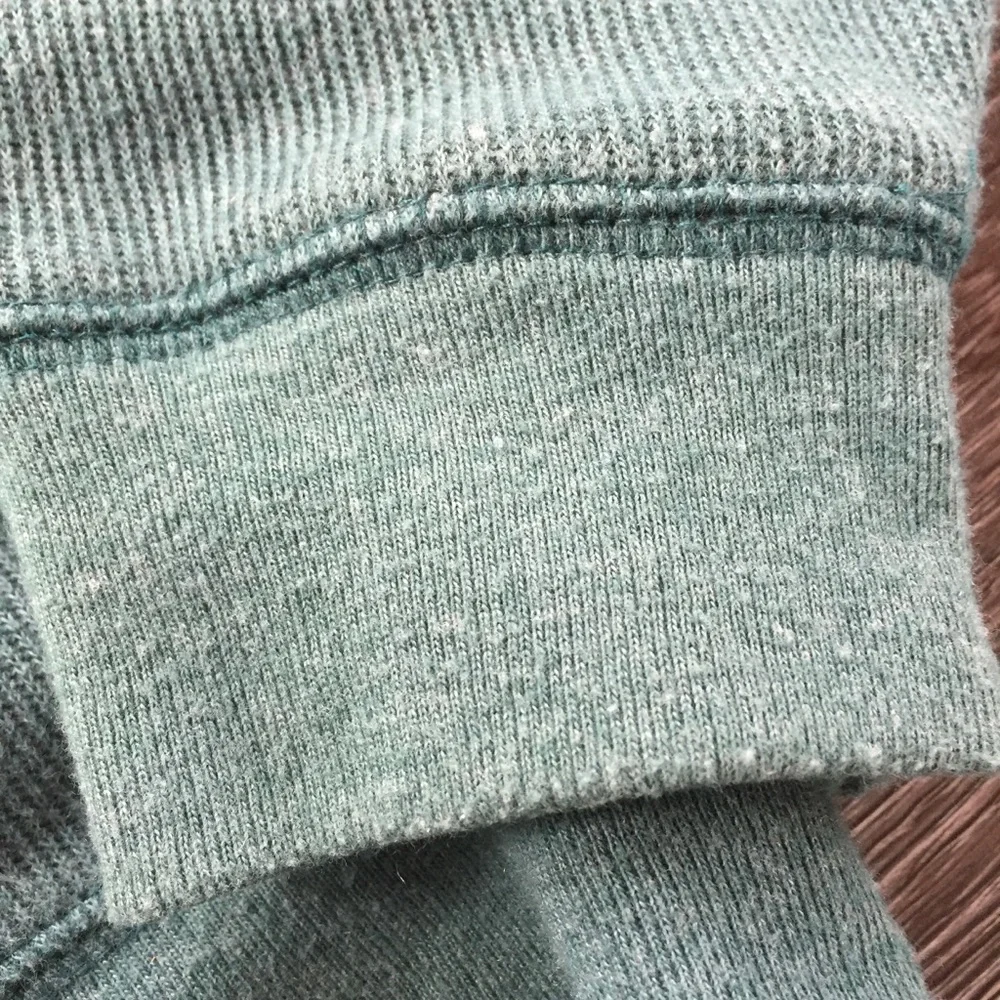 Old Navy Sweater Kid’s Size XL Long Sleeve V-Neck French-Ribbed Green